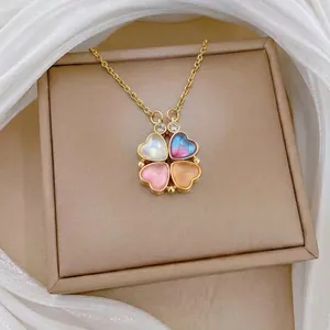 Collar con Colgante de Trébol de Cuatro Hojas de Acero de Titanio Chapado en Oro para Mujer Corazón Colorido Zirconia Flor Cadena de Clavícula Magnética Joyería