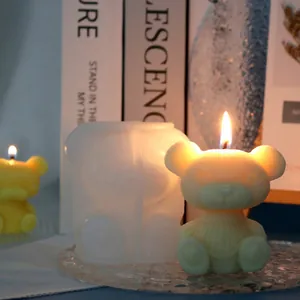3D teddy bear silicone mold for DIY aromatherapy candles and ice cubes in warm setting