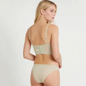 Completo intimo a corsetto in raso stile francese con bustier e slip abbinati