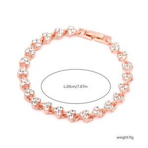 Herz-Armband in Roségold mit Zirkonia, 20 cm lang, 9 g Gewicht, elegantes Design.