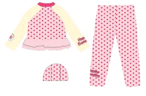 Diseño plano de conjunto de bañador rosa de lunares para niña con camiseta de manga larga y gorro