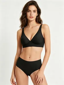 Black seamless jelly-glue wireless bra and panty set with soft support design detail