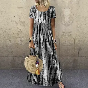 Abito lungo estivo da donna tie-dye con maniche corte e scollo rotondo alla moda