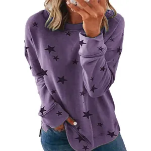 Oversize-Lila-Langarm-Sweatshirt für Damen mit schwarzem Sternenmuster-Druck