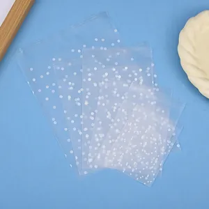 Sachets d'emballage de cuisson givrés semi-transparents avec des motifs à pois blancs