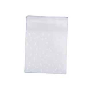 Sachet d'emballage auto-adhésif givré translucide à pois blancs pour pâtisserie
