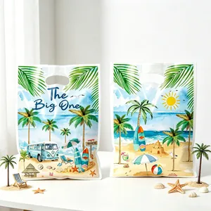 Detailansicht der Geschenktüten mit Sommermotiv, tropischen Palmen und Strandbus-Druck
