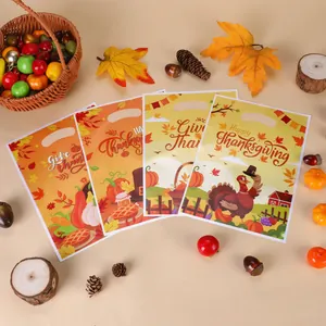 Geassorteerde Thanksgiving cadeautassen met kalkoenmotieven voor feestelijke traktaties