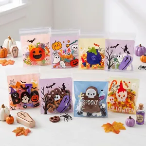 Lot de 8 sachets Halloween refermables avec motifs fantômes citrouilles et araignées