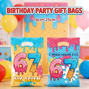 Verjaardag Feest Cadeauzakjes Donut Ijsje Thema Plastic Snoepzakjes met Handvatten voor 67 Verjaardag Feest