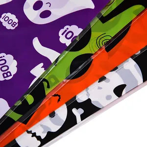 Χρωματιστές πλαστικές τσάντες δώρου Halloween με φαντάσματα και σχέδια boo για γλυκά