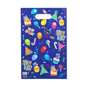 Borsa regalo di compleanno blu con palloncini colorati e decorazioni a forma di torta