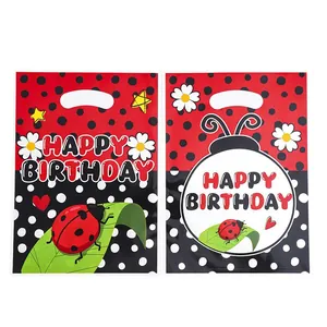 Plastic verjaardagscadeauzakjes met lieveheersbeestje-thema voor kinderfeestjes treats