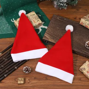 Klassische rote Weihnachtsmützen für Erwachsene aus gebürstetem Stoff, Partydekor