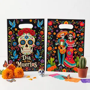 Set di sacchetti regalo Día de los Muertos con teschi di zucchero e stampe floreali
