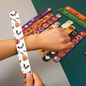 Kleurrijke Halloween slap armbanden met spook en pompoen patronen voor feestversiering