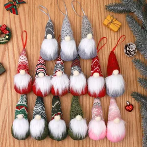 Lot de 15 ornements gnomes de Noël festifs avec bonnets tricotés pour décor de sapin.
