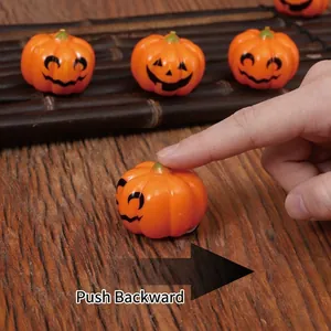 Macchinina giocattolo a molla a forma di zucca per Halloween, plastica arancione per bimbi