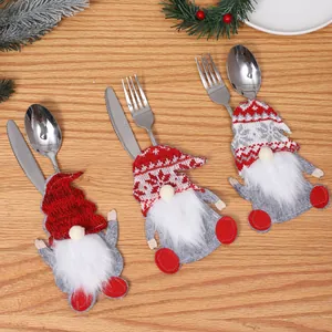 Set di 3 portaposate a forma di gnomo natalizio per decorazione tavola festiva