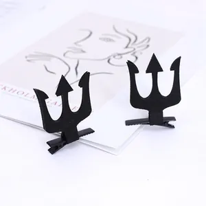 Paire de pinces à cheveux diable trident noir pour fête d'Halloween et cosplay