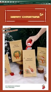 Vue détaillée des sacs cadeaux de Noël en papier kraft pour emballages de fêtes