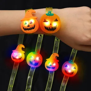 Leuchtende Halloween LED Kürbis Armbänder als Partygeschenk Spielzeug für Kinder