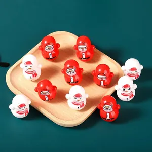 Kerst roly-poly mini speelgoed met Kerstman en Sneeuwpop ontwerpen op een dienblad