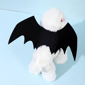 Kreatives schwarzes Haustier Fledermausflügel Kostüm für Halloween Fotoshootings mit Hunden