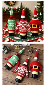 Lot de trois housses de bouteille de vin tricotées de Noël avec chapeaux pour décor