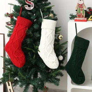 Grande Chaussette de Noël Sac Cadeau en Acrylique Maille Torsadée Décoration Suspendue pour Sapin de Noël Rouge Vert Blanc