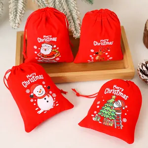 Rote Samt-Weihnachtsbeutel mit Kordelzug und festlichen Weihnachtsmann- und Schneemann-Motiven