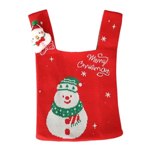 Bolsa de regalo de Navidad de punto rojo festivo con diseño de muñeco de nieve y mascota