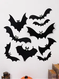 Juego de pegatinas de pared de murciélago de Halloween en varios tamaños.