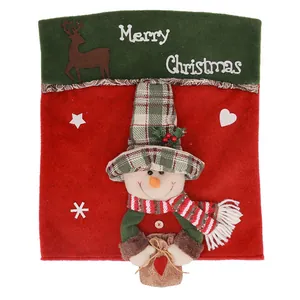 Housse de chaise de Noël festive avec bonhomme de neige en peluche 3D et broderie