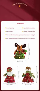 Detailweergave van feestelijke kerstcadeauzakjes van stof met maatspecificaties