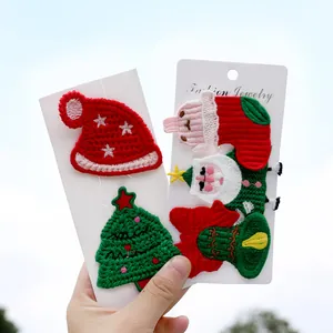 Lot de barrettes de Noël brodées mignonnes avec bonnet de Père Noël et sapin
