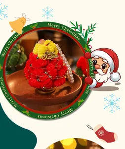 Handgefertigter roter Weihnachtsbaum aus Chenille-Stielen mit eleganter Perlenkette