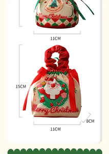 Detaillierte Maße von Weihnachts-Samtbeuteln mit Weihnachtsmann- und Baummotiven