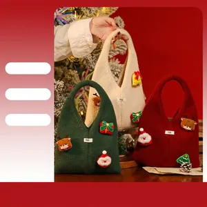 Christmas Knitted Gift Bag Handmade Santa Reindeer Pattern Holiday Party Favor Bag For Candy Apple Gift Wrap Decor