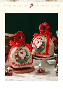 Festliche Samt-Weihnachtsbeutel mit Kordelzug, Weihnachtsmann-Motiv und roten Schleifen.