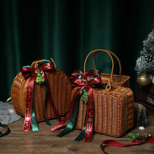 Christmas Woven Handheld Gift Box European Plastic Woven Basket With Bow For Holiday Souvenir Packaging Storage Case