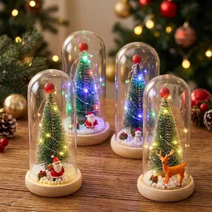 Mini árbol de Navidad luminoso en cúpula de cristal con Papá Noel y renos decor