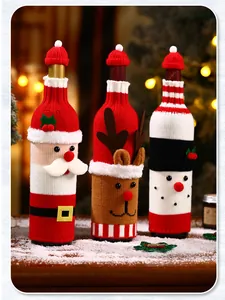 Housses de bouteille de vin de Noël tricotées avec Père Noël, renne et bonhomme de neige