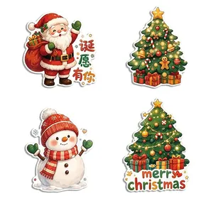 Set dekorative Weihnachts-Kühlschrankmagnete mit Weihnachtsmann, Schneemann und Festbäumen