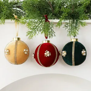3er-Set Samt-Weihnachtskugeln mit Strassketten und Perlenverzierungen für den Baum