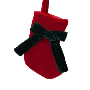 Calcetín de Navidad de terciopelo con lazo verde para decoración
