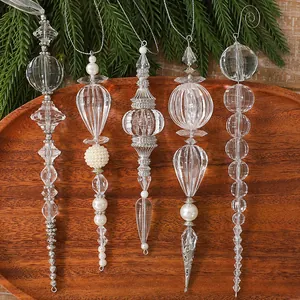 Elegante transparente Acryl-Eiszapfen- und Perlenornamente für den Weihnachtsbaum