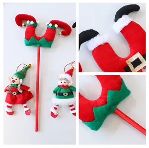 Detalles de patas de elfo de Navidad de peluche y muñecos colgantes en colores rojo y verde