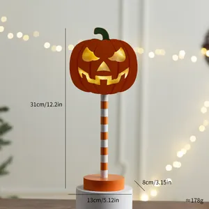 Halloween Holz LED Kürbis Tischleuchte mit Maßen 31x13x8cm und Gewichtsanzeige 178g
