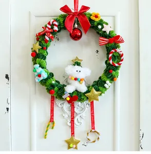 Corona de Navidad de 27 cm hecha a mano con un perrito blanco y cintas rojas brillantes